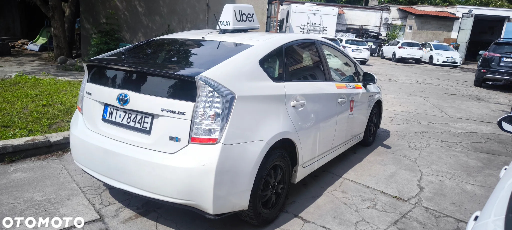 Toyota Prius 1.8 HSD Sol - 3