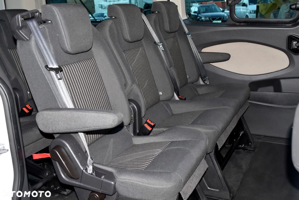 Ford Transit Custom 300 L2H1 VA Titanium - 18