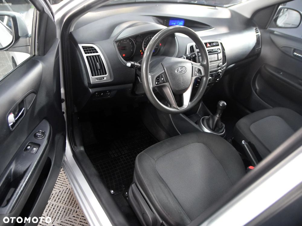 Hyundai i20 1.25 Comfort - 16