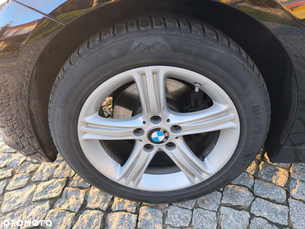 BMW Seria 3 320d Advantage - 23