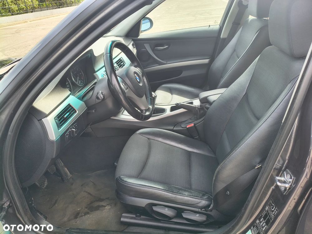 BMW Seria 3 - 19