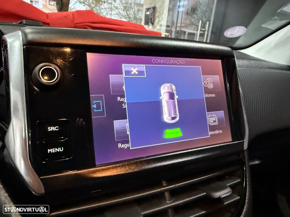 Peugeot 208 1.2 PureTech Style - 34