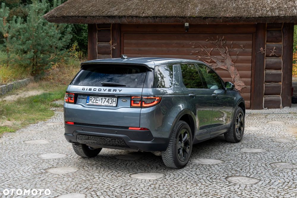 Land Rover Discovery Sport 2022 photo 4