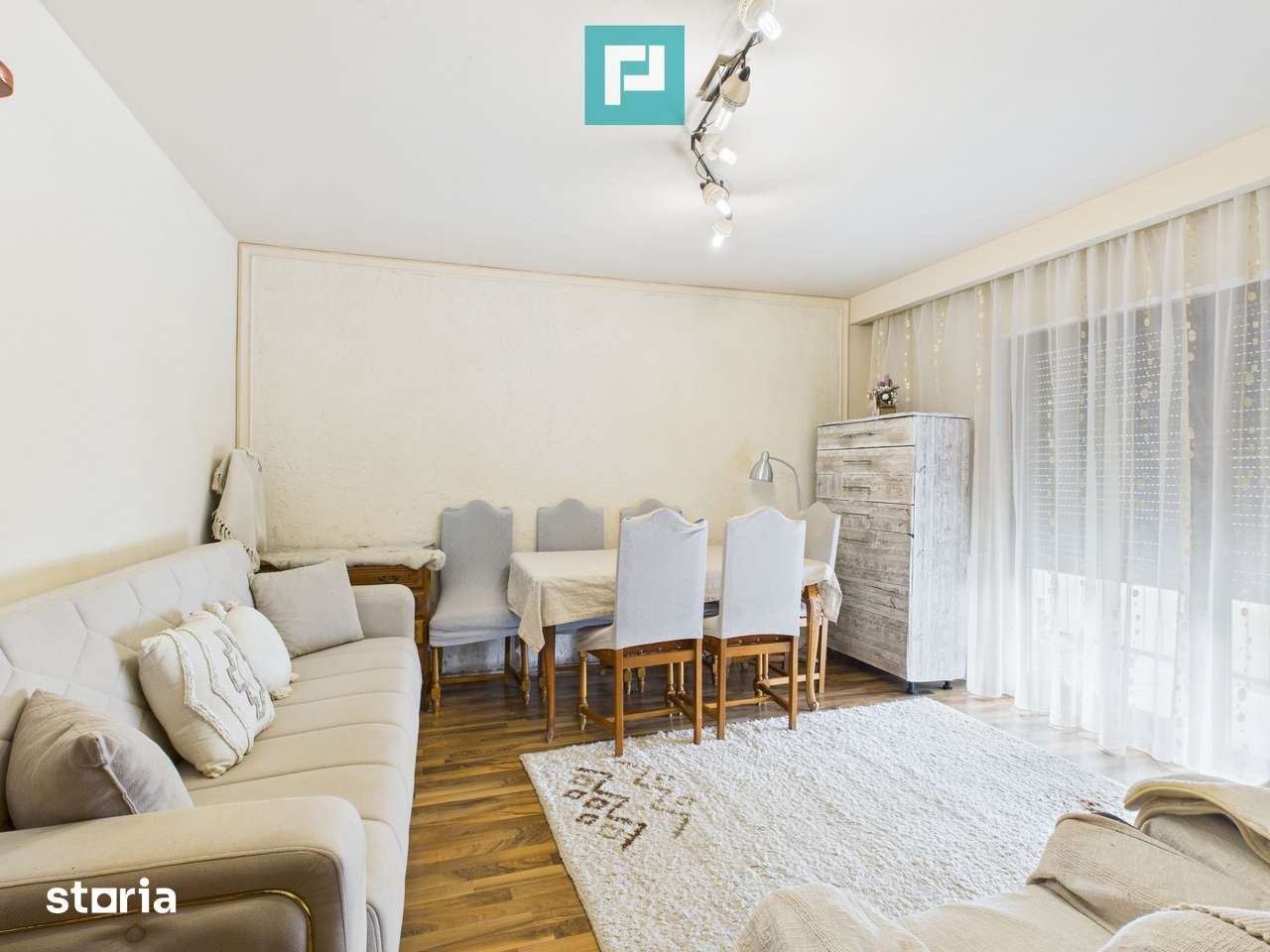 Apartament ultracentral cu loc de parcare — fotografia 1