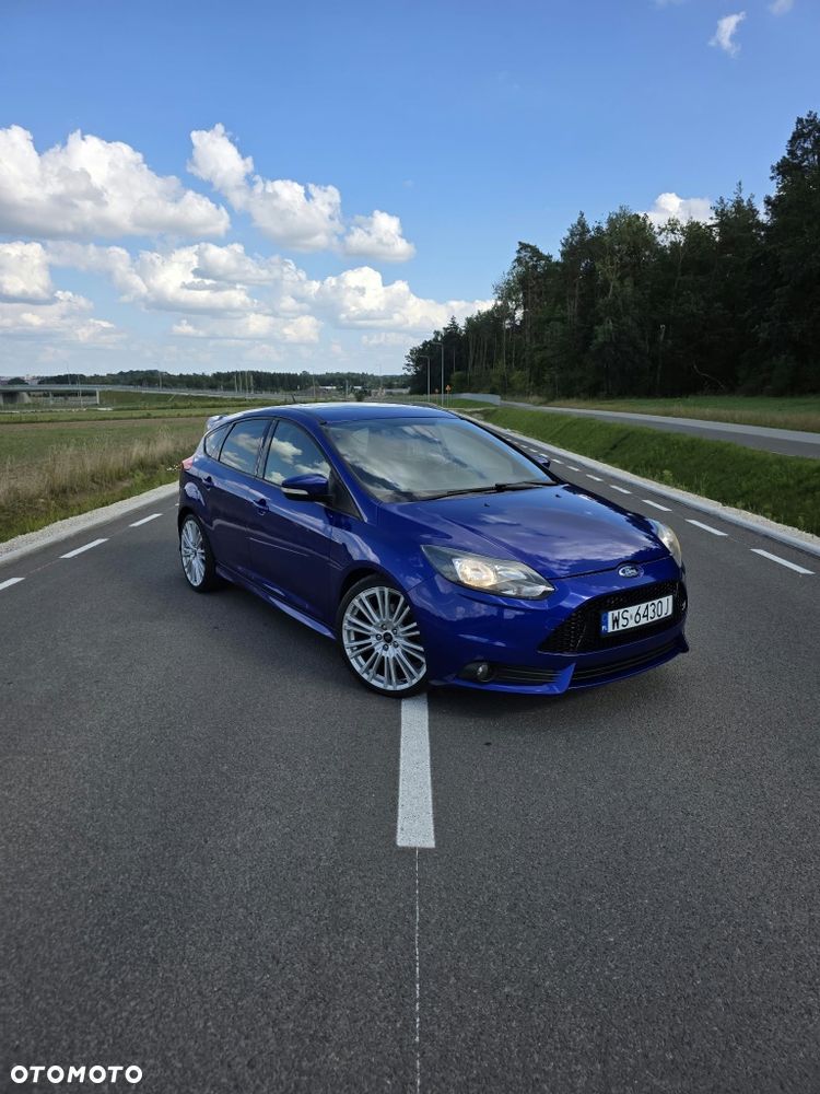 Ford Focus - 1