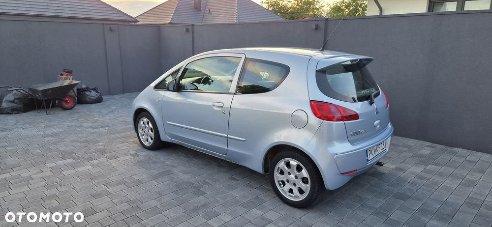 Mitsubishi Colt - 4