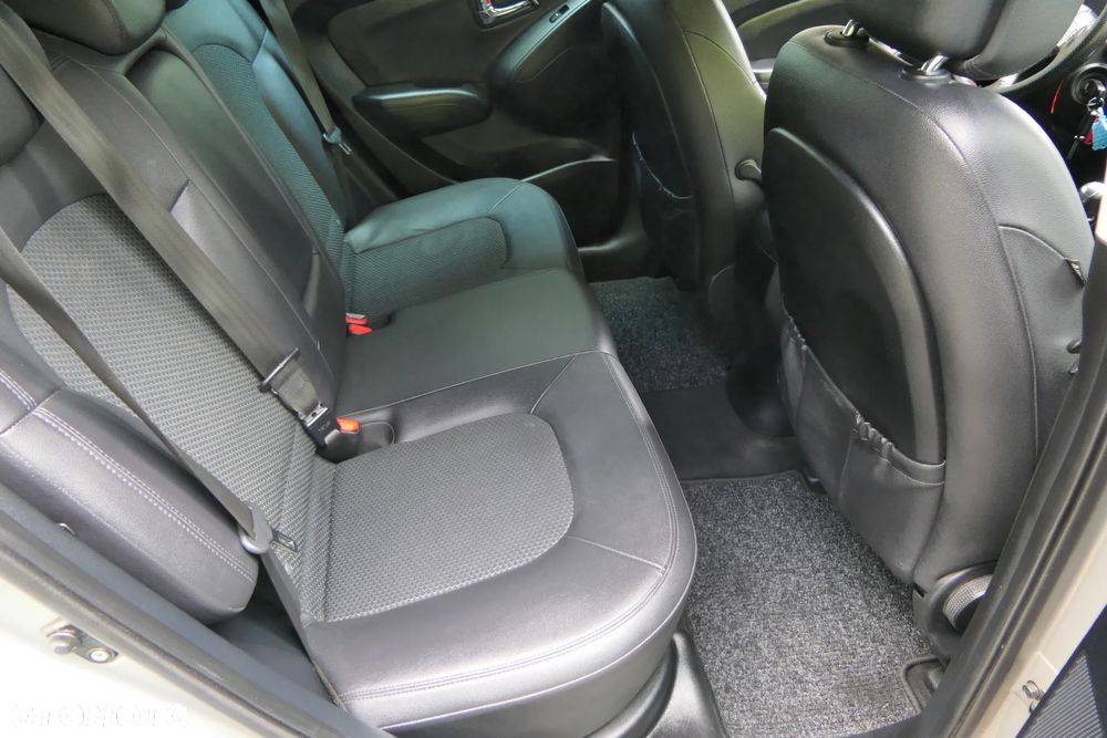 Hyundai ix35 1.6 2WD blue Comfort - 21