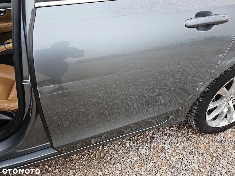 Volvo V90 D4 Momentum - 21