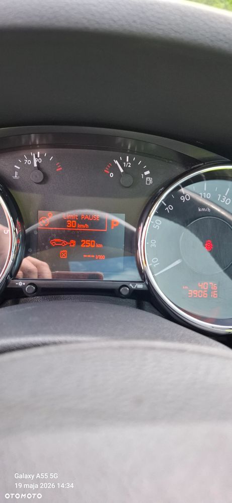 Peugeot 3008 2.0 HDi Premium+ - 7