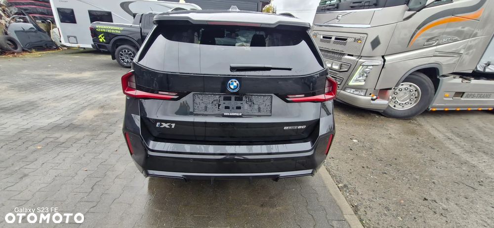 BMW iX1 eDrive20 66.5kWh M Sport - 7