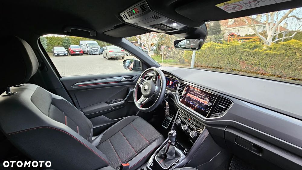 Volkswagen T-Roc 1.5 TSI ACT Premium - 21