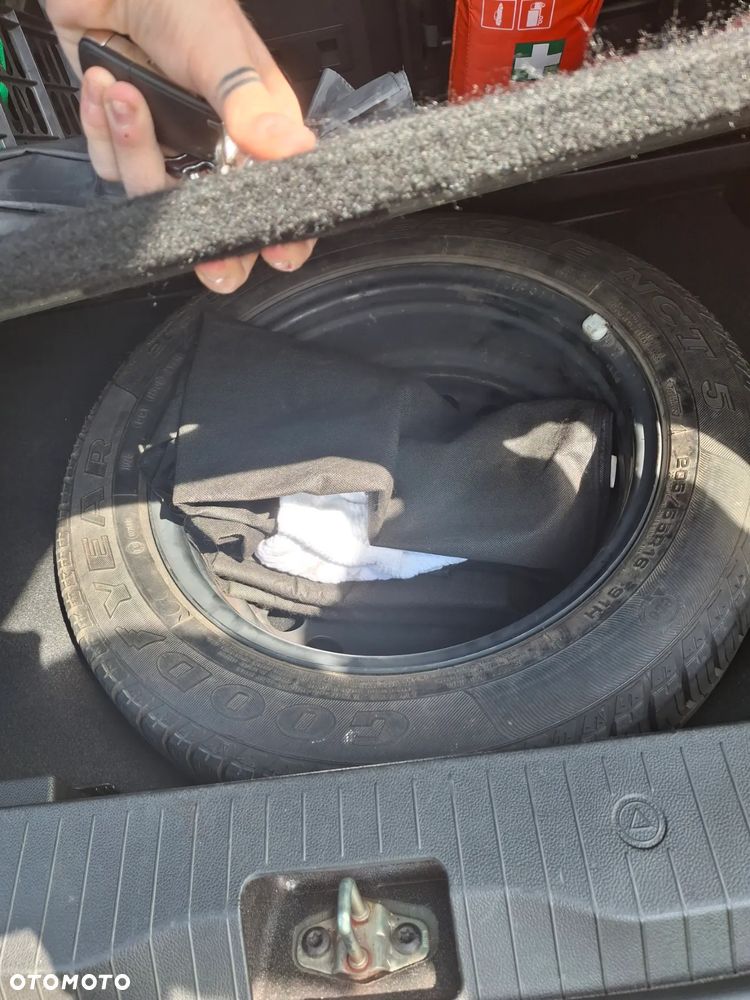 Opel Meriva 1.4 T Cosmo - 25