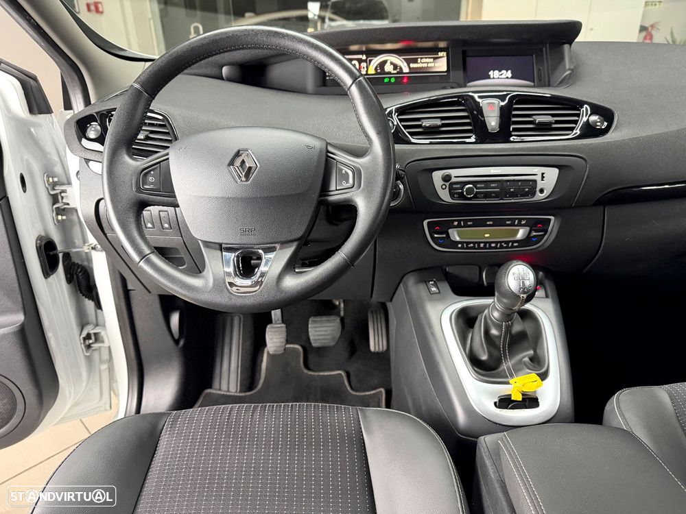 Renault Grand Scénic Energy dCi 110 S&S LIMITED - 16