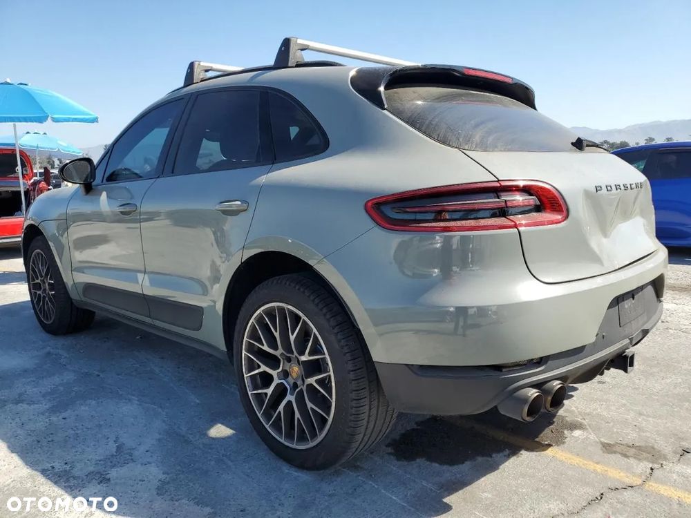 Porsche Macan - 2