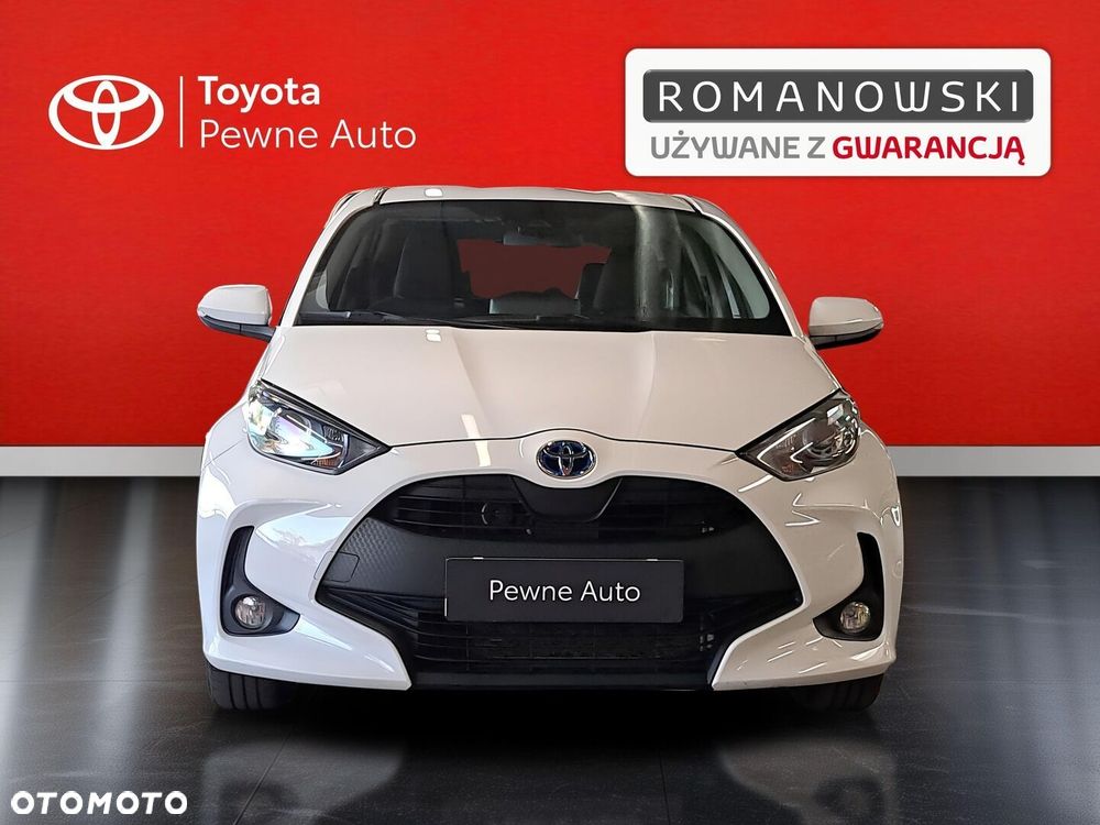 Toyota Yaris 2023 photo 2