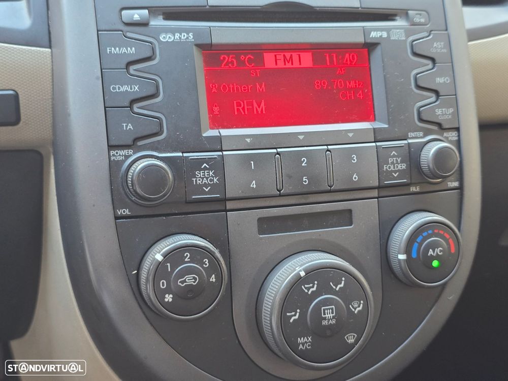 Kia Soul 1.6 CRDi EX - 14