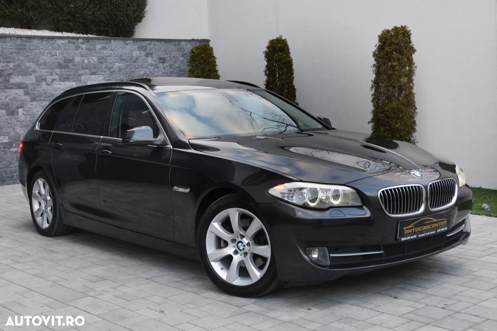 BMW Seria 5 520d Sport-Aut. - 24