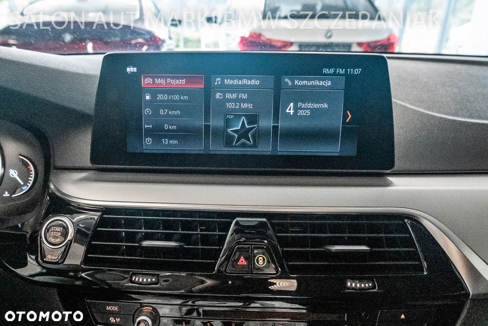 BMW Seria 5 520d xDrive - 16