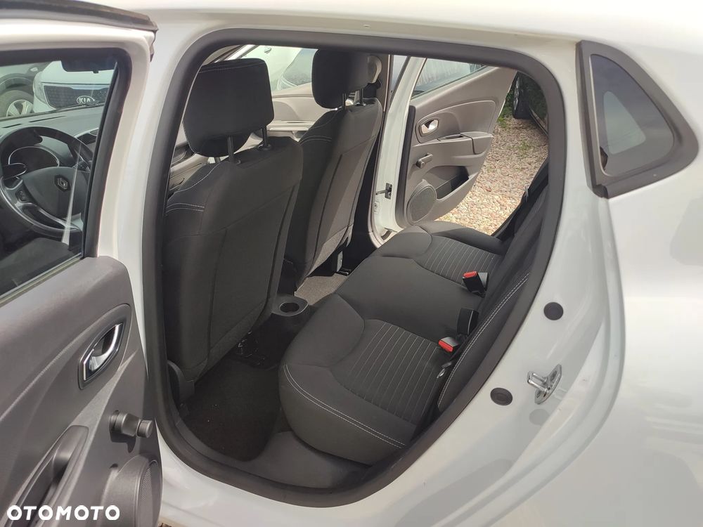 Renault Clio - 20