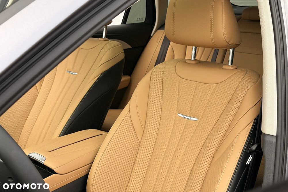 Hongqi H5 2.0T Comfort - 5
