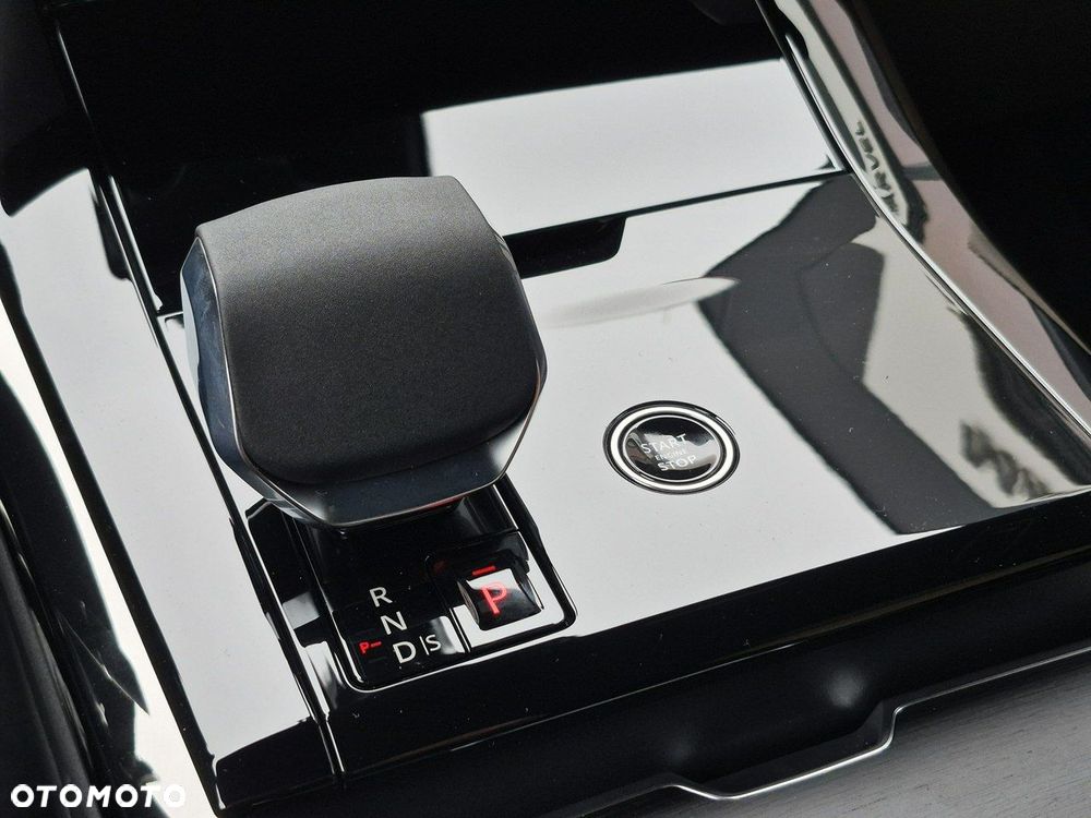 Land Rover Range Rover Sport - 38