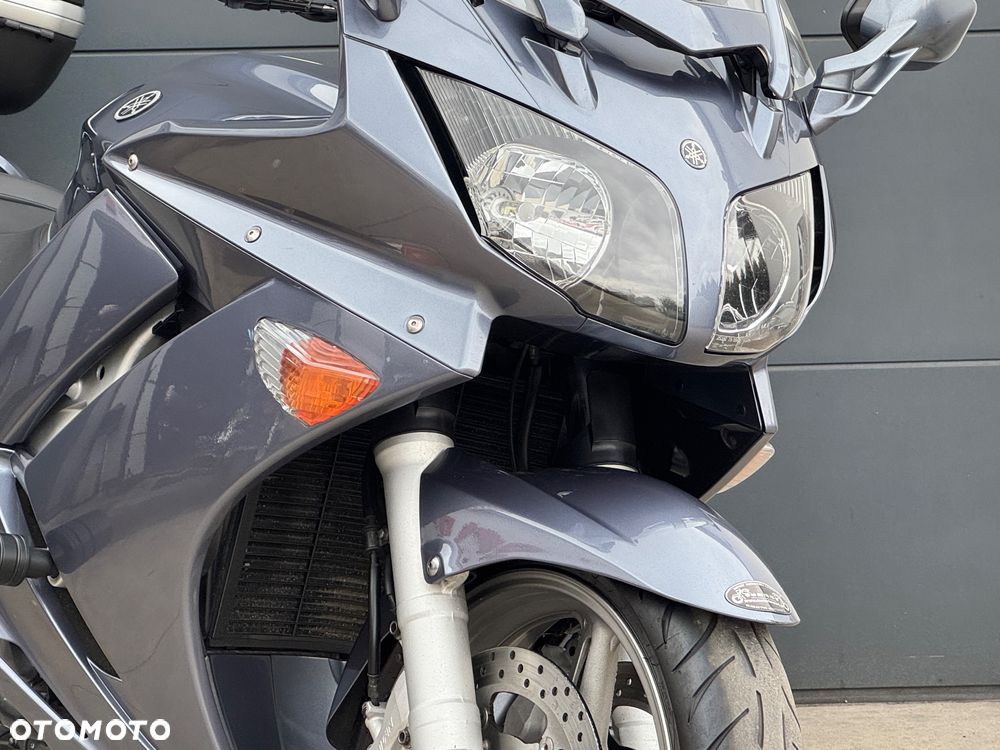 Yamaha FJR - 3