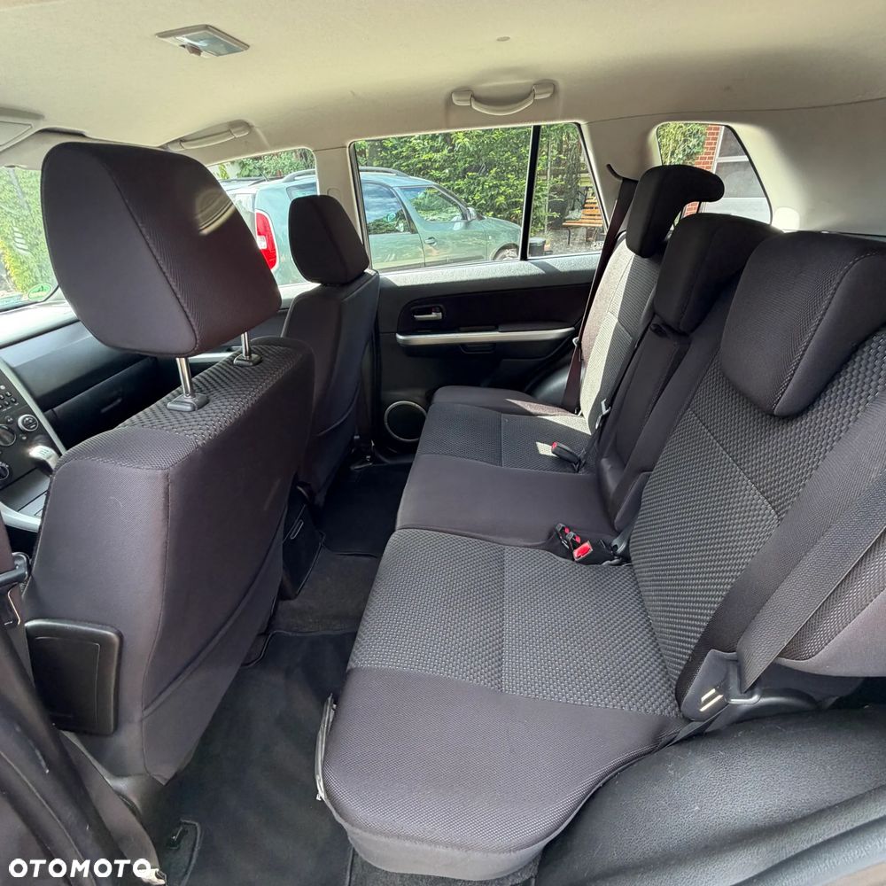 Suzuki Grand Vitara 2.0 - 11