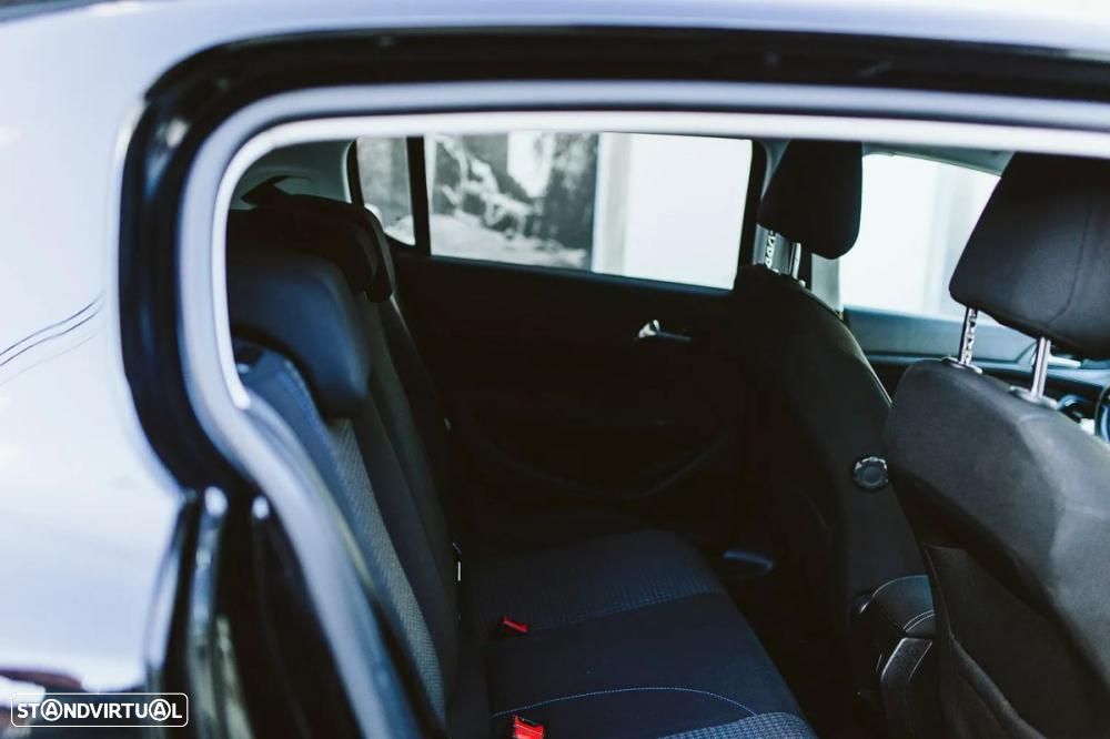 Peugeot 308 1.5 BlueHDi Style - 4