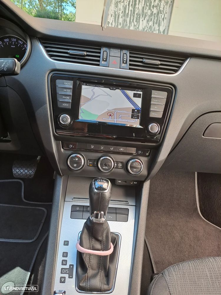 Skoda Octavia Break 1.6 TDi Style DSG - 7