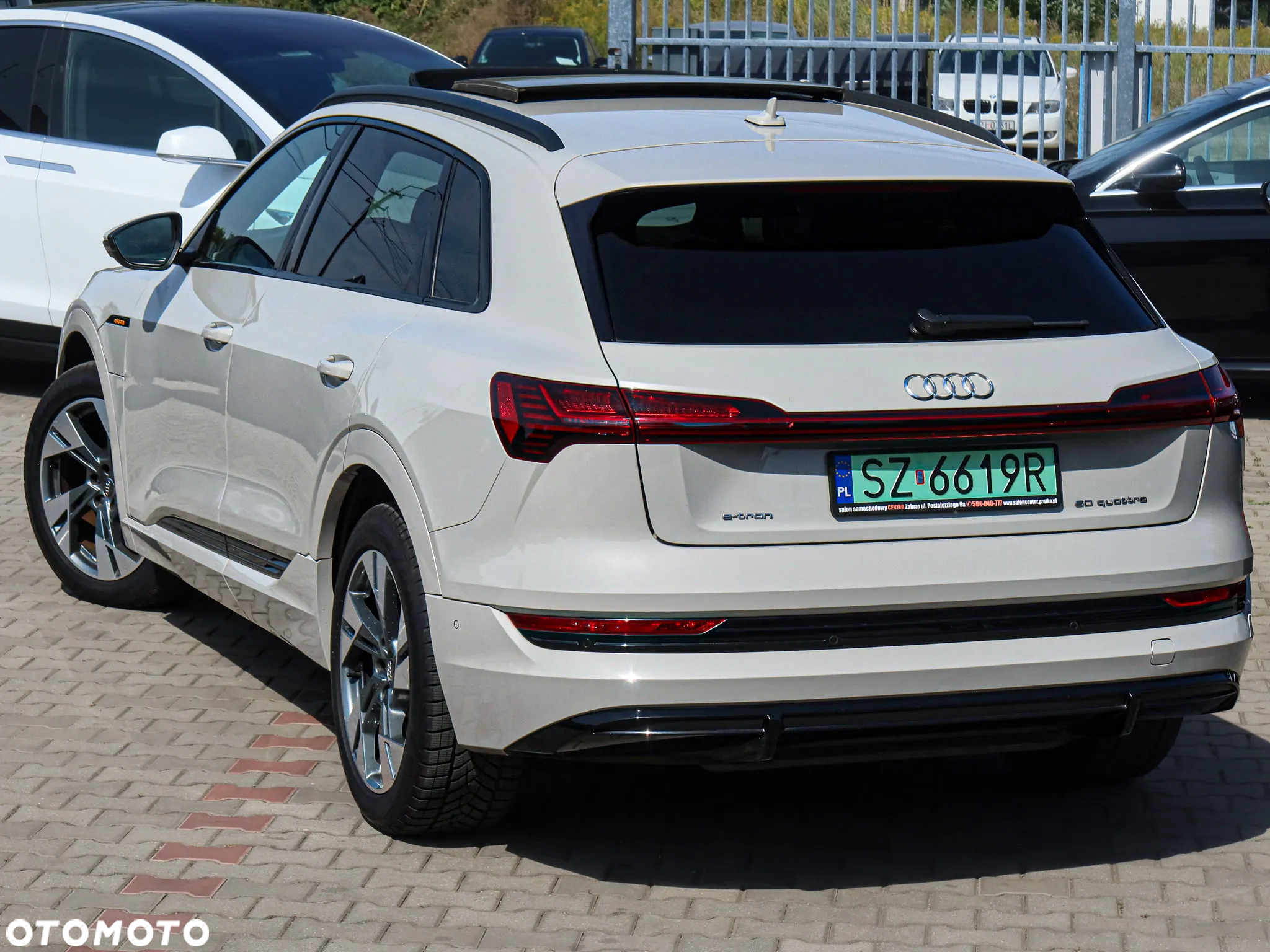 Audi e-tron 50 quattro S line - 34