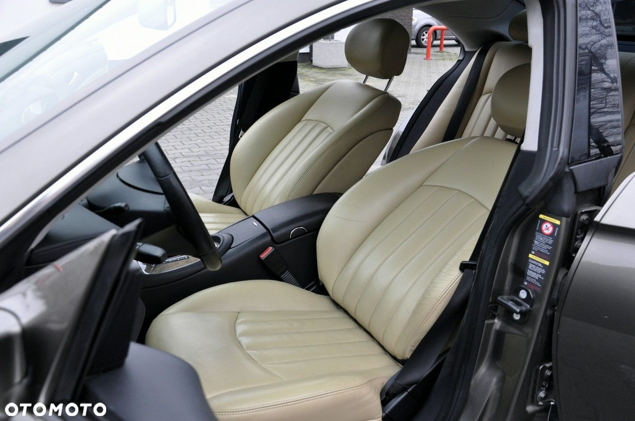 Mercedes-Benz CLS - 12