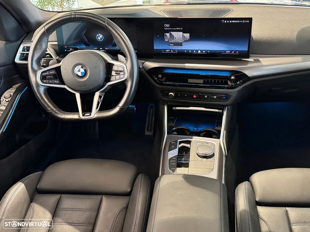 BMW 320 d Touring Pack Desportivo M Auto - 7