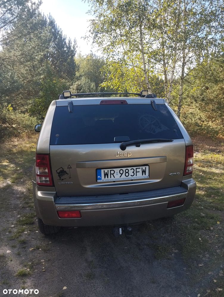 Jeep Grand Cherokee 2005 photo 3