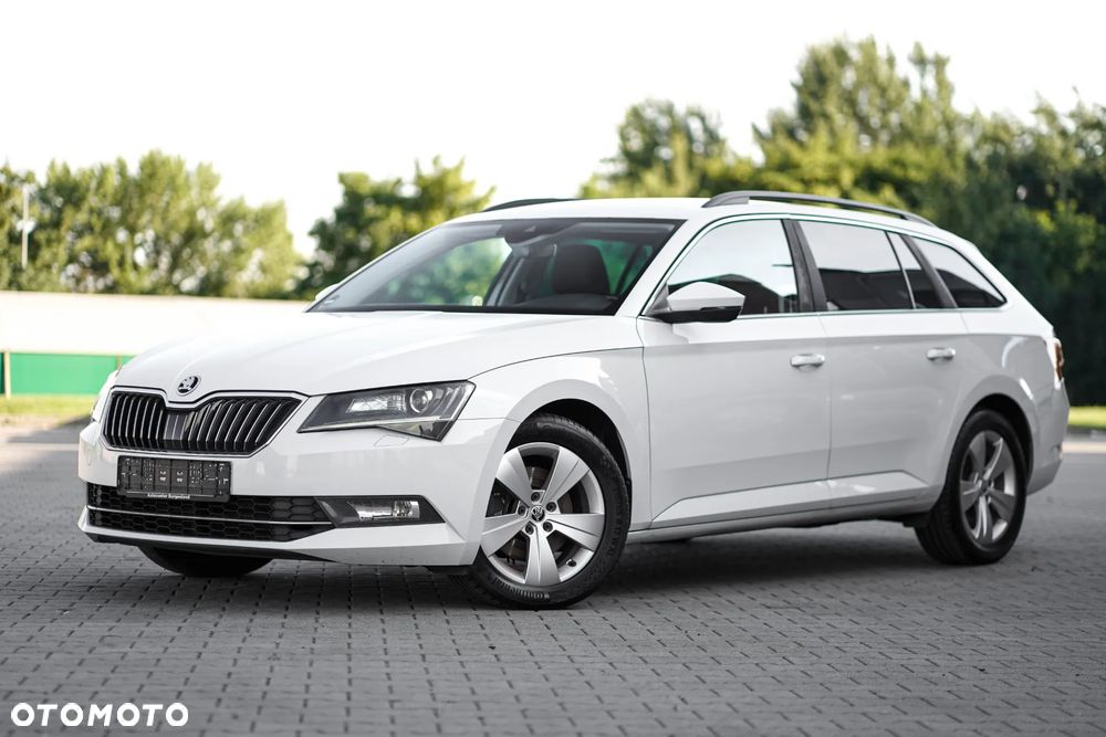 Skoda Superb 2.0 TDI Ambition DSG - 1