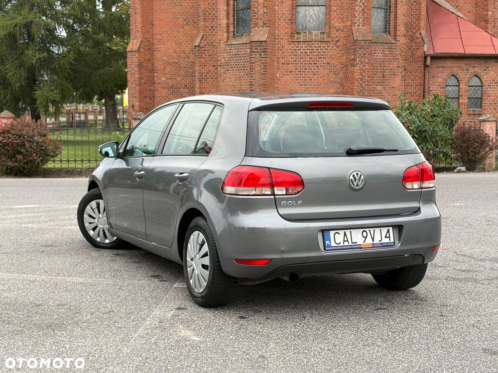 Volkswagen Golf 1.6 TDI Comfortline - 6