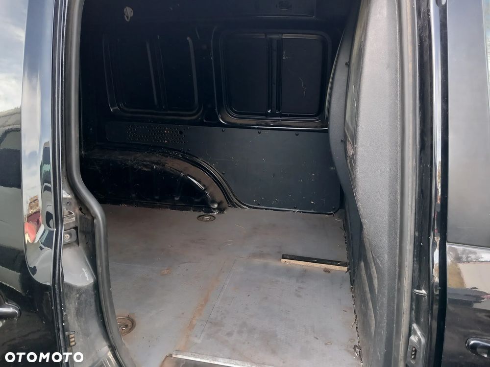 Volkswagen Caddy - 14