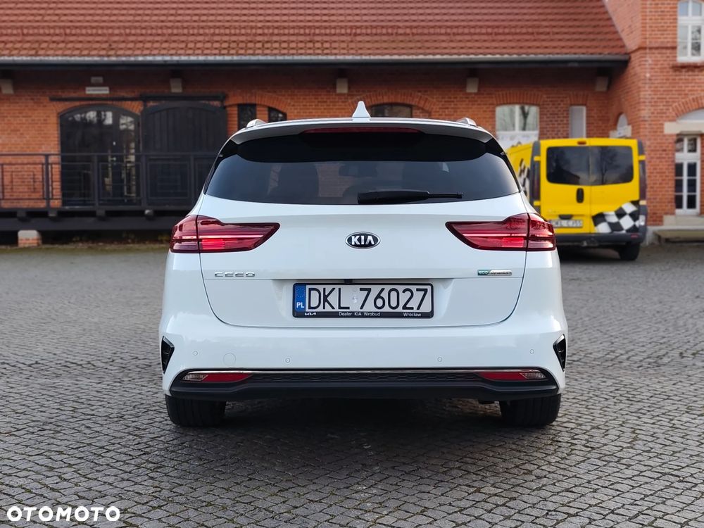 Kia Ceed 1.6 CRDi mHEV Business Line - 3