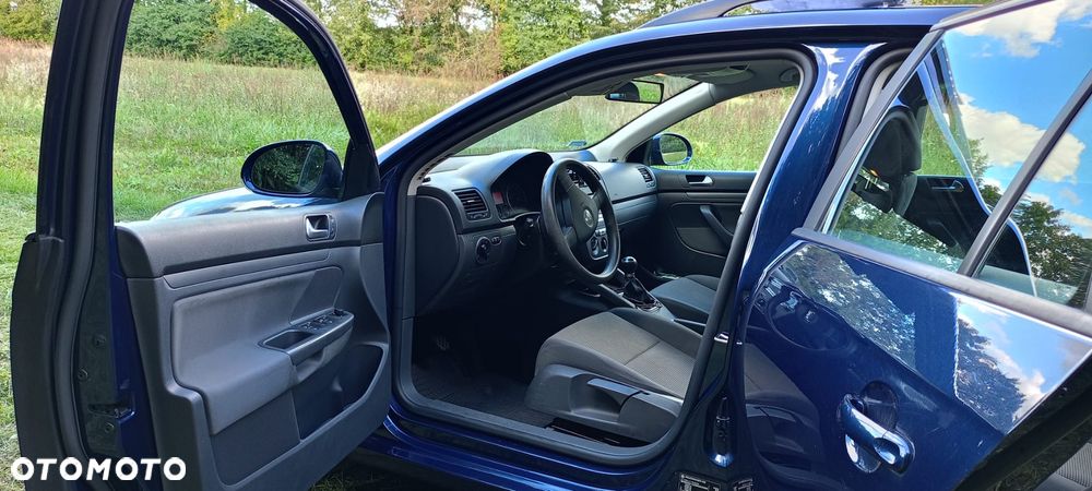 Volkswagen Golf V 1.9 TDI Comfortline - 8