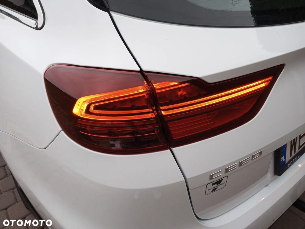 Kia Ceed 1.5 T-GDI M - 30