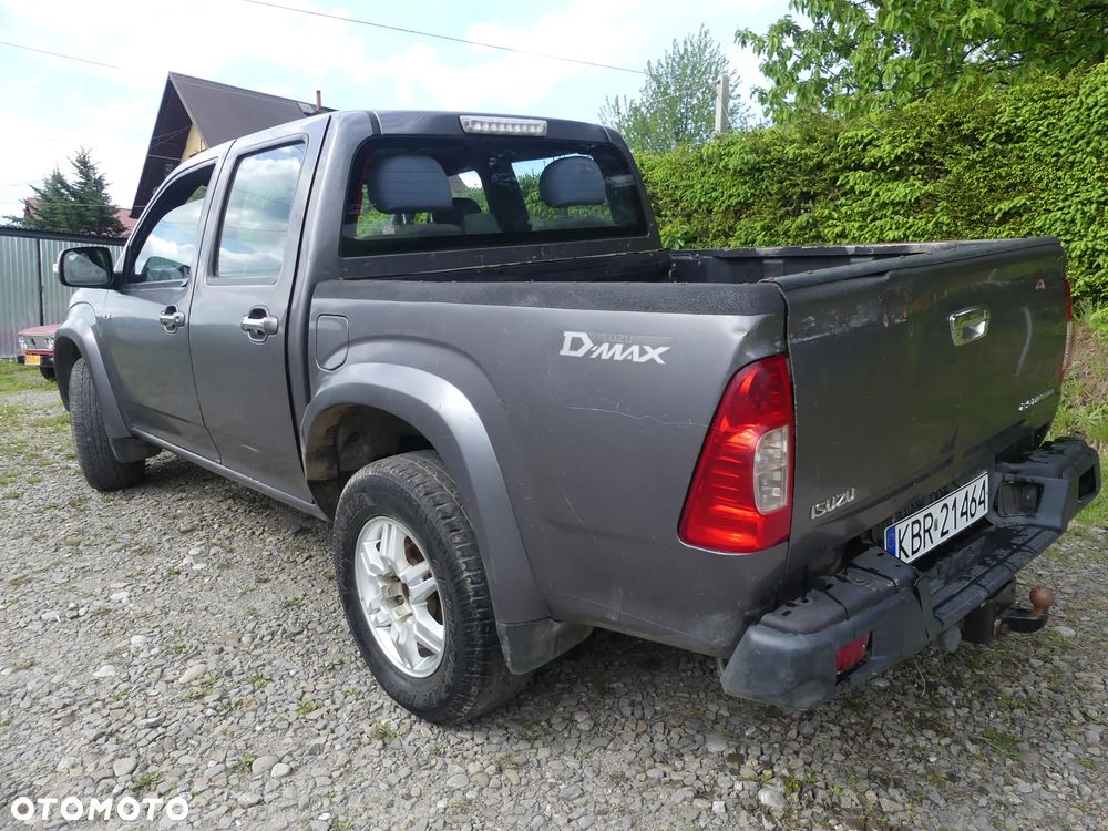 Isuzu D-Max 2.5d DC Custom - 3
