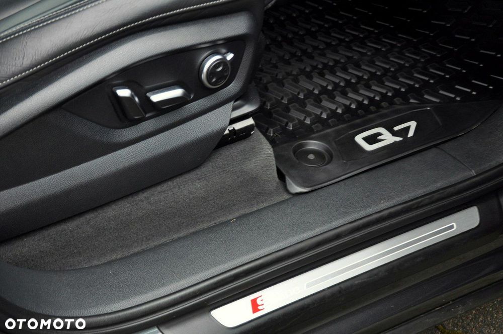 Audi Q7 - 19