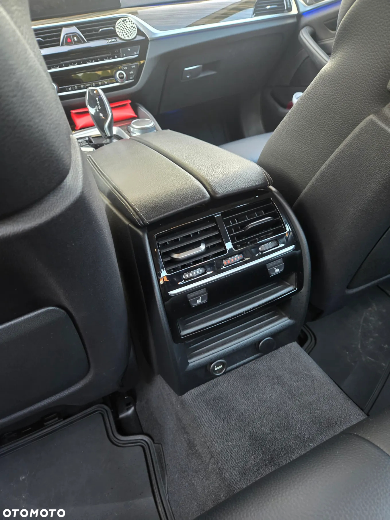 BMW Seria 5 530e iPerformance - 23