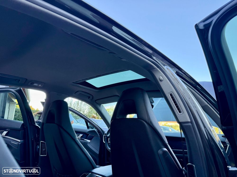 Porsche Panamera Platinum Edition - 8