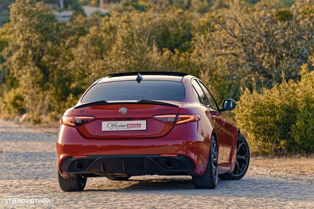 Alfa Romeo Giulia 2.0 T Estrema Q4 AT8 - 12