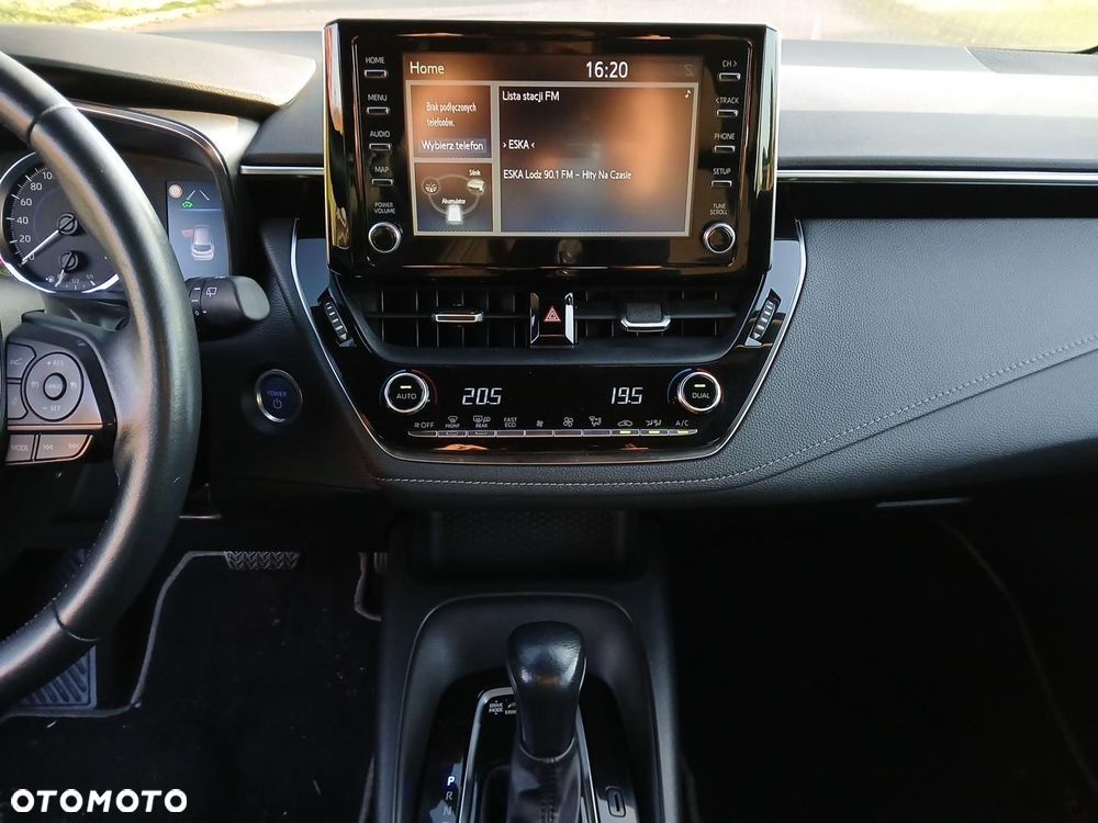 Toyota Corolla 1.8 Hybrid Comfort - 27