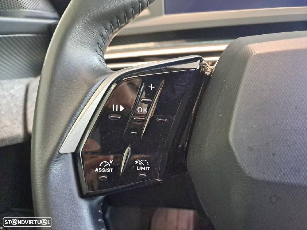 Peugeot 3008 1.2 Hybrid Allure e-DCS6 - 16