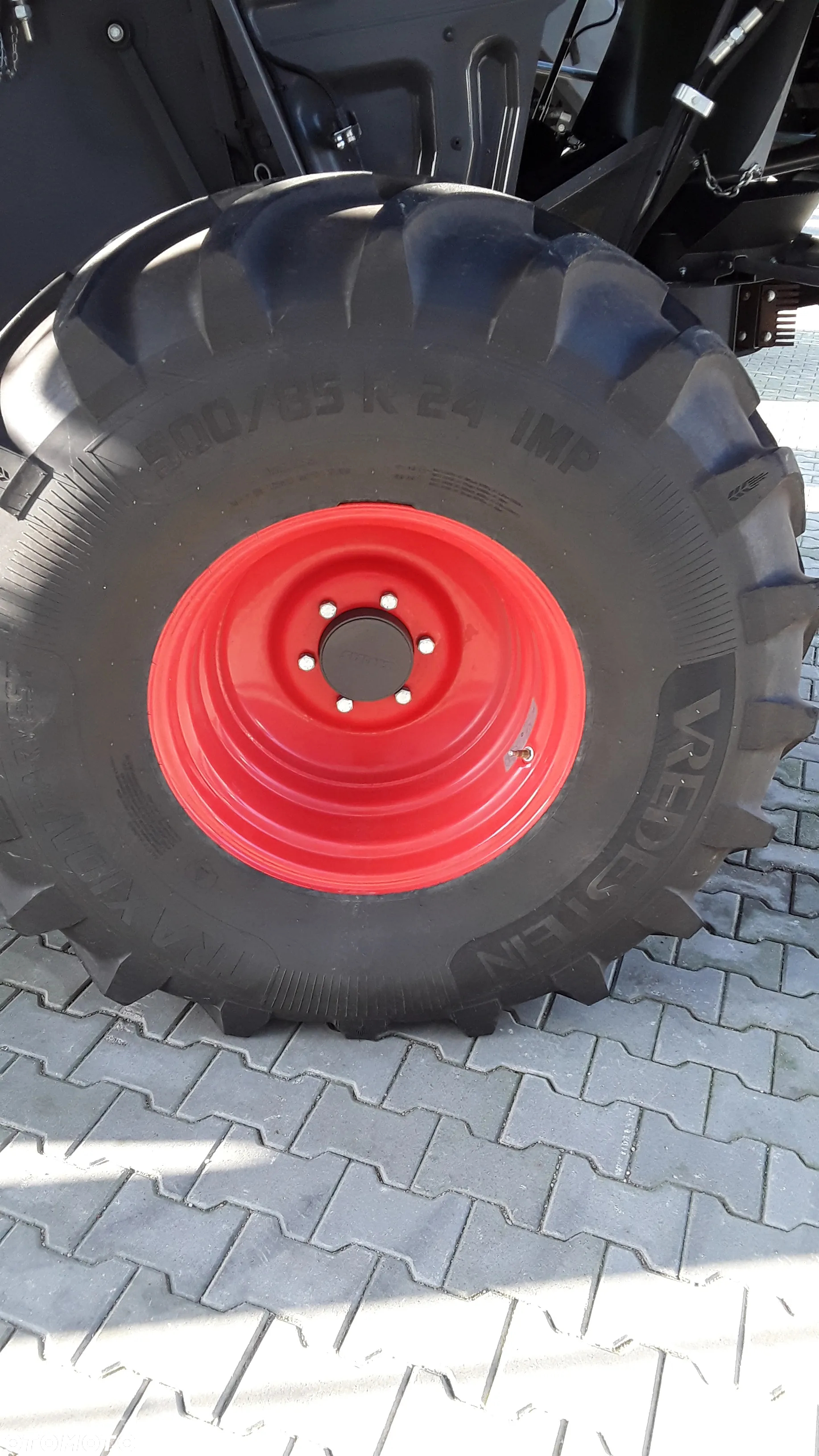 Claas TRION 650 - 18