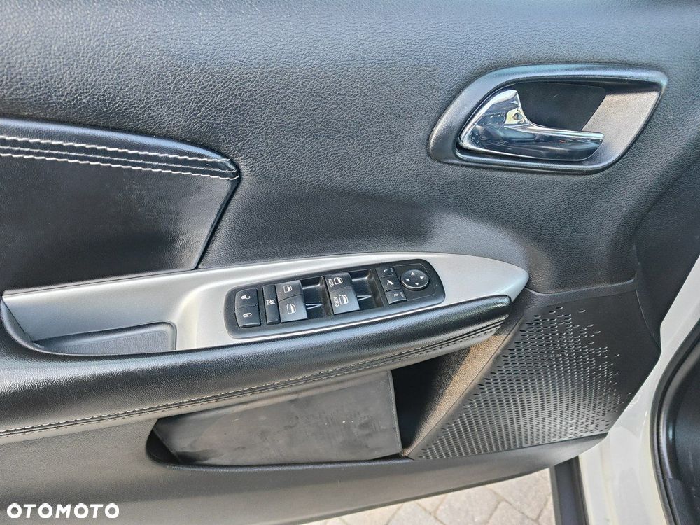 Fiat Freemont 2.0 Multijet 16V DPF Urban - 17