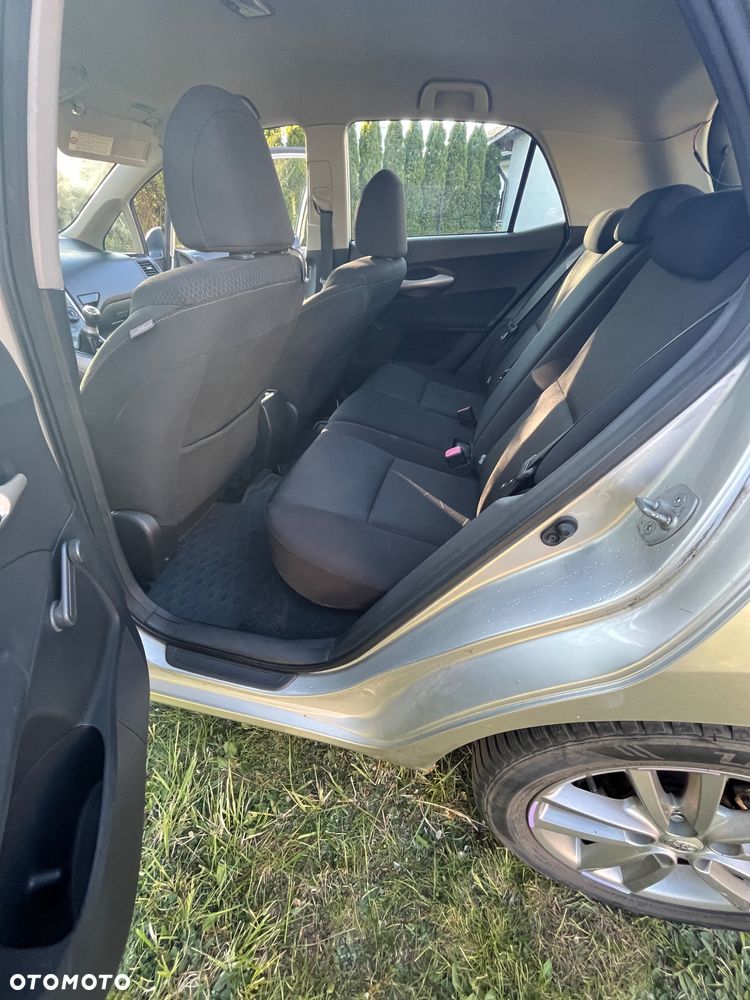 Toyota Auris 1.4 D-4D Luna - 4