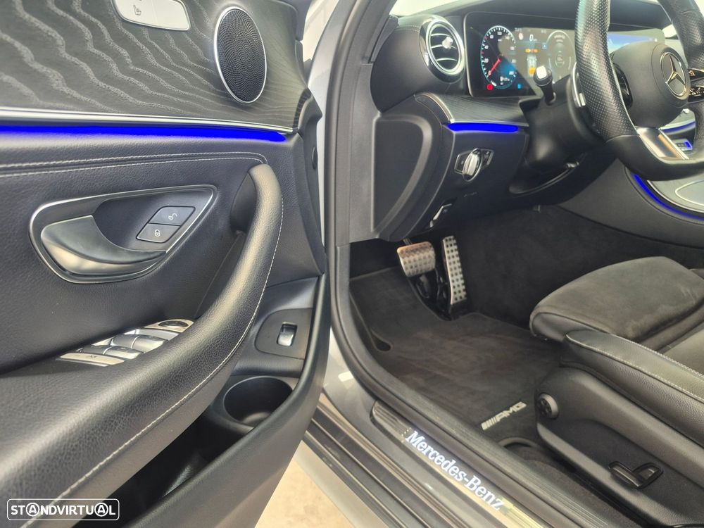 Mercedes-Benz E 220 d AMG Line - 13